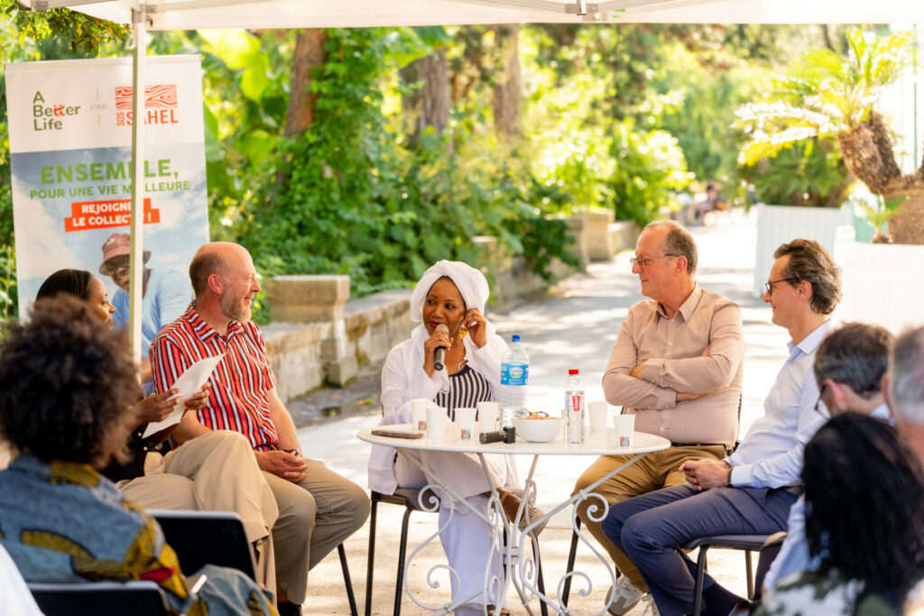 TABLE RONDE - Aux Serres d’Auteuil